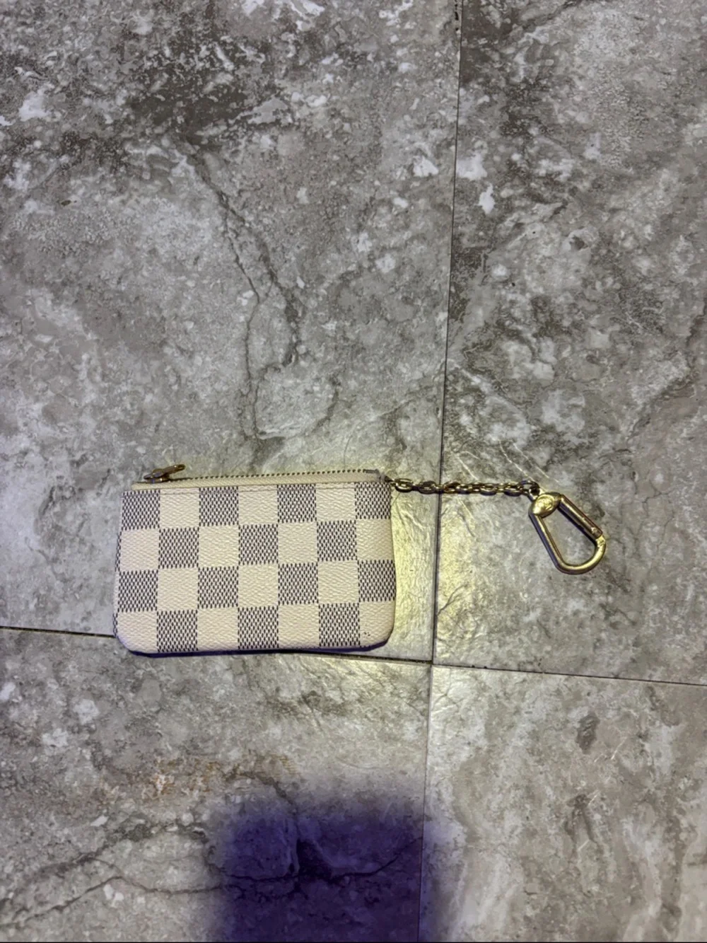Louis Vuitton White and Blue Damier Azur Key Pouch with Gold Hardware - Picture 2 of 6
